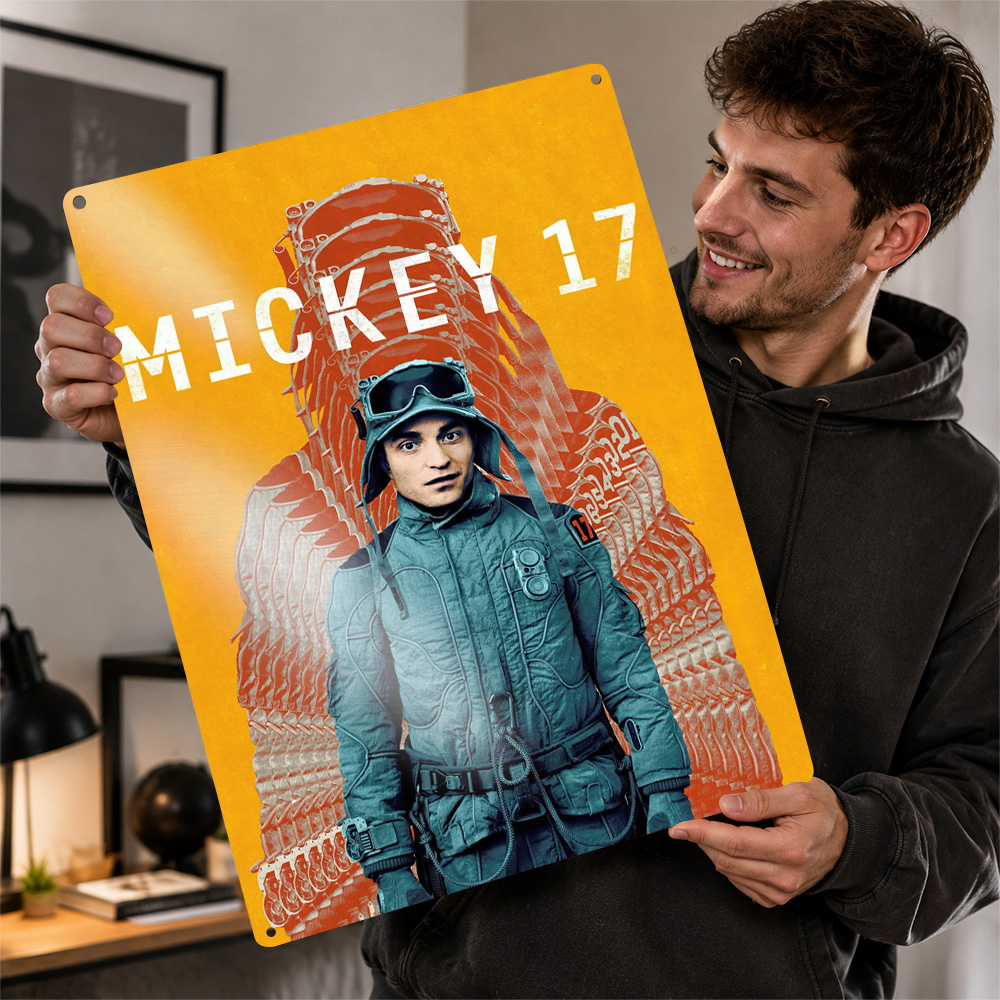 Mickey 17 Movie Metal Poster C - Home Cinema Films recension och pris
